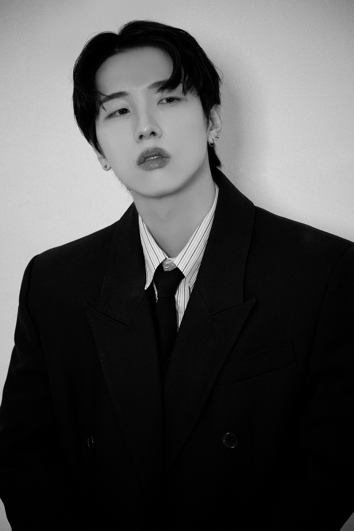 일본에서 활동하는 크리에이터이자 YM Studio 대표 윤민